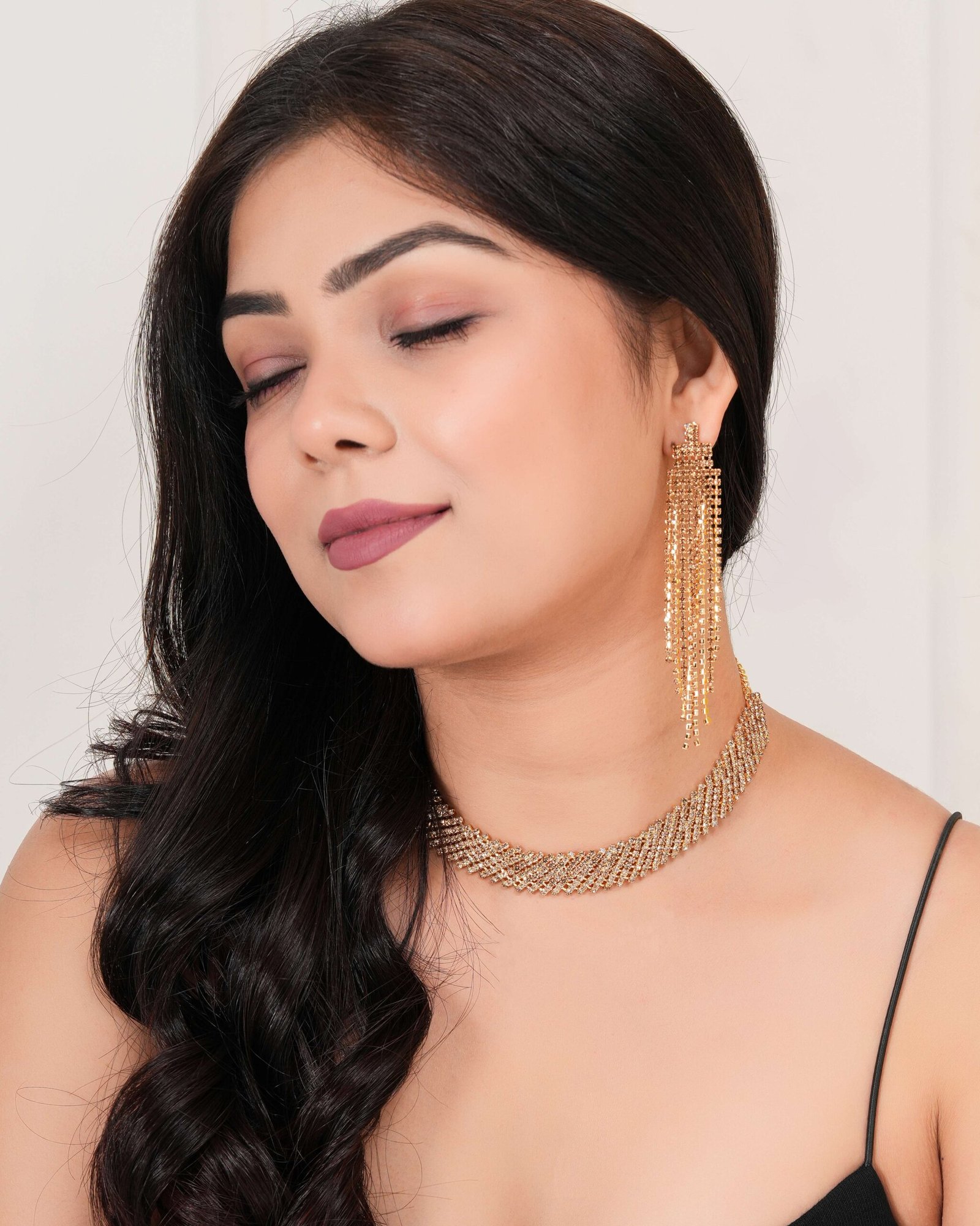 8wNKtV-scaled-1.jpg Women's Indo-Western Drop Dangles Earring With Necklace For Women Fashion Jewellery for women Artificial Earrings and Necklace For women (Golden)
