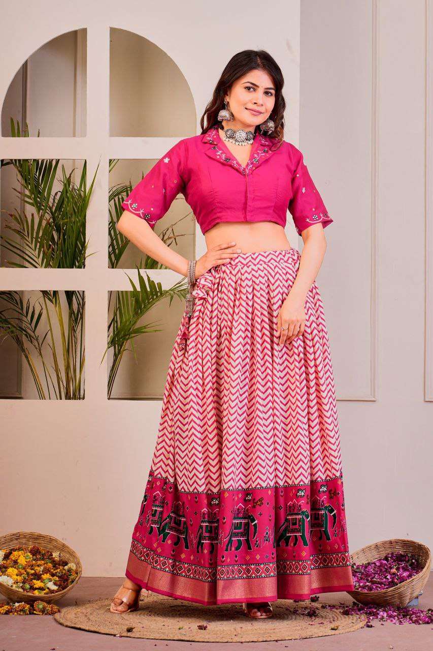QoESnD.jpg Women's Tussar Silk Patola Print Lehenga Choli Set with Foil Work - Image 30