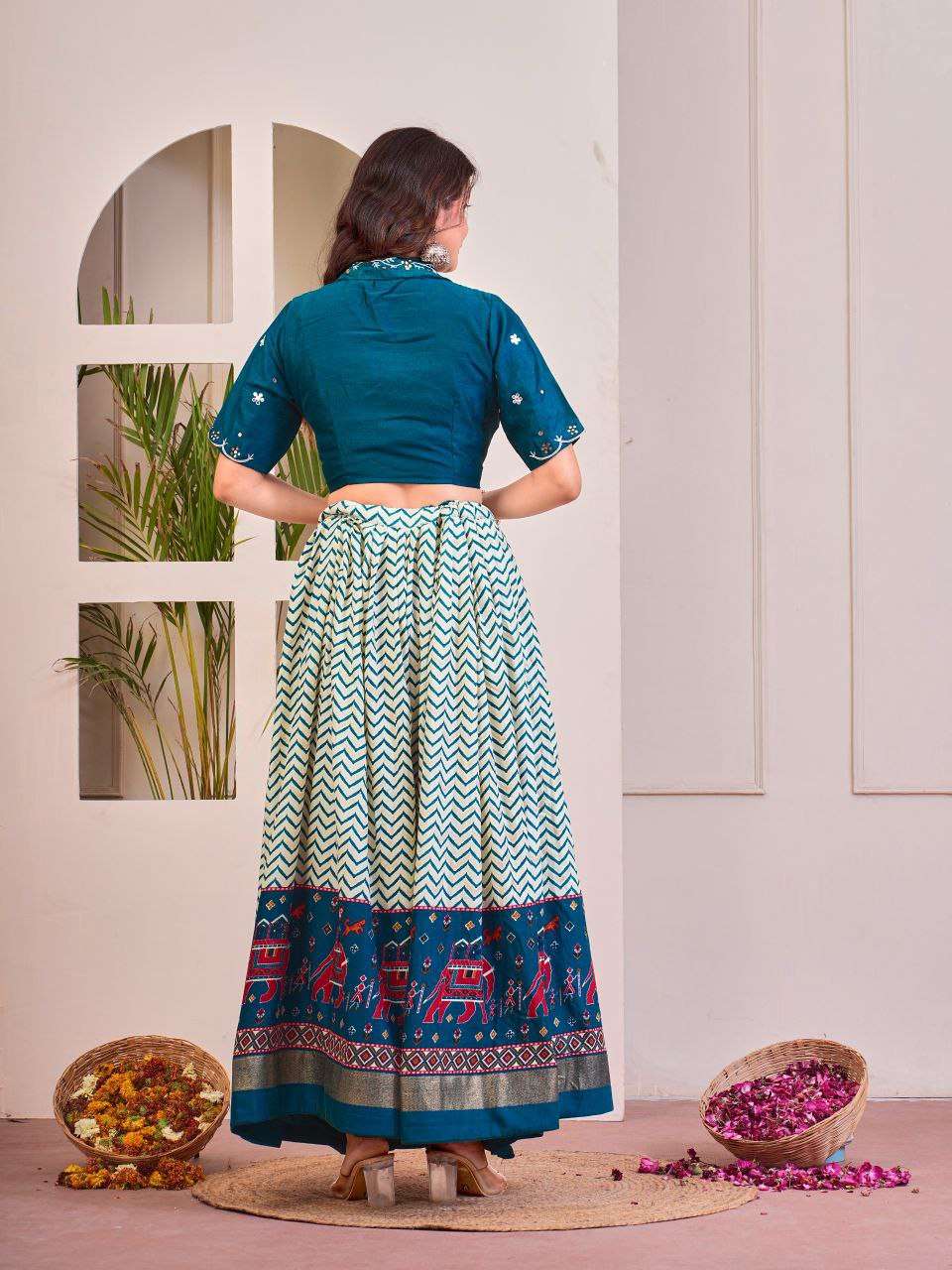 lek4v7.jpg Women's Tussar Silk Patola Print Lehenga Choli Set with Foil Work